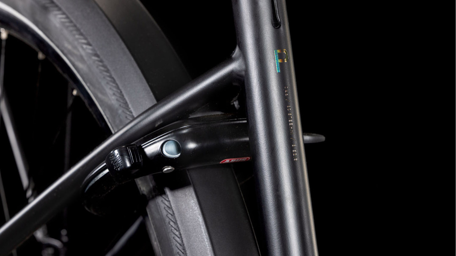 Cube Supreme Hybrid Pro 625 black´n´spectral – Bild 6