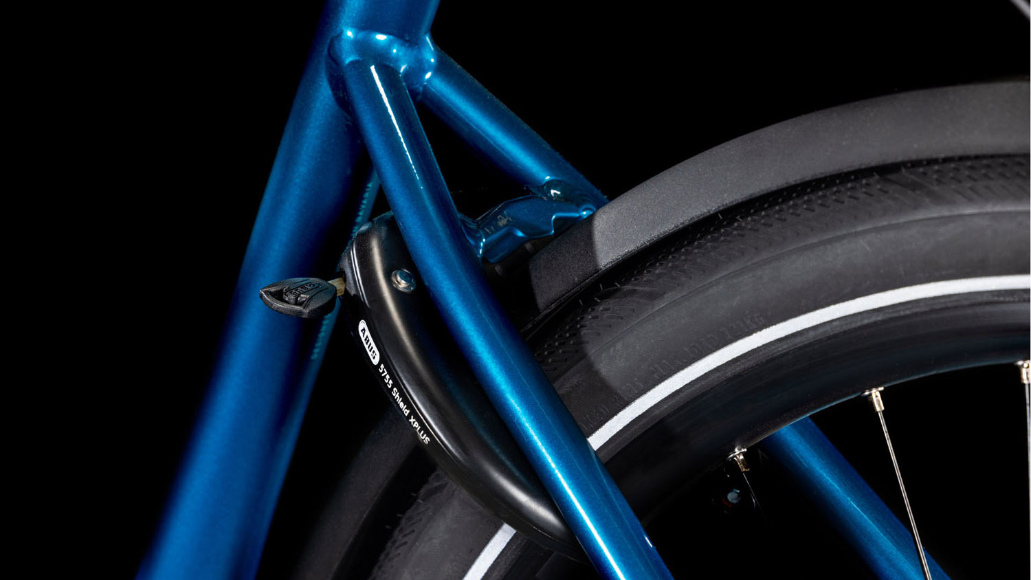 Cube Supreme Hybrid Pro 625 electricblue´n´blue – Bild 4